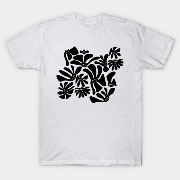 Black Cat Retro Whimsy Daisy T-Shirt by Winkeltriple